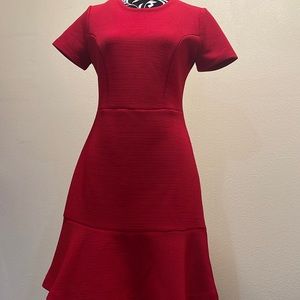 Michael Kors dress in great condition, size 6 however fits like a size 4